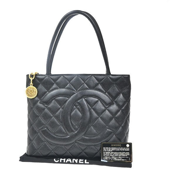CHANEL Medallion Matelasse Shoulder Bag Grained Calfskin Leather Black 338RP060