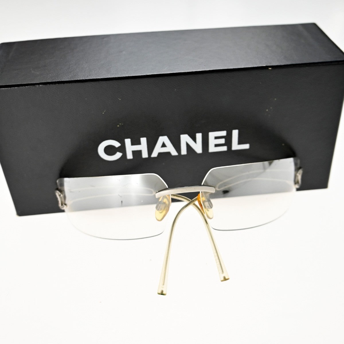 CHANEL CC Logo Rhine Stone Sunglasses Eye Were Plastic Metal Silver 63RL856