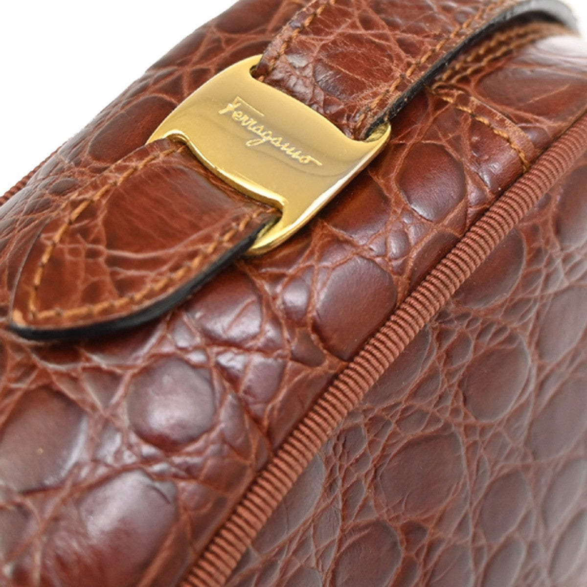 SALVATORE Ferragamo Vara Crossbody Shoulder Bag Embossing Leather Brown 67KP169