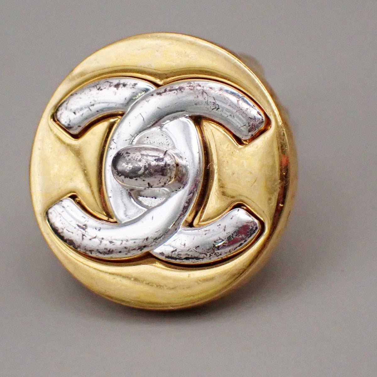 CHANEL CC Logo Button Round Earrings 97A Clip-On GHW  SHW Vintage 83RL334