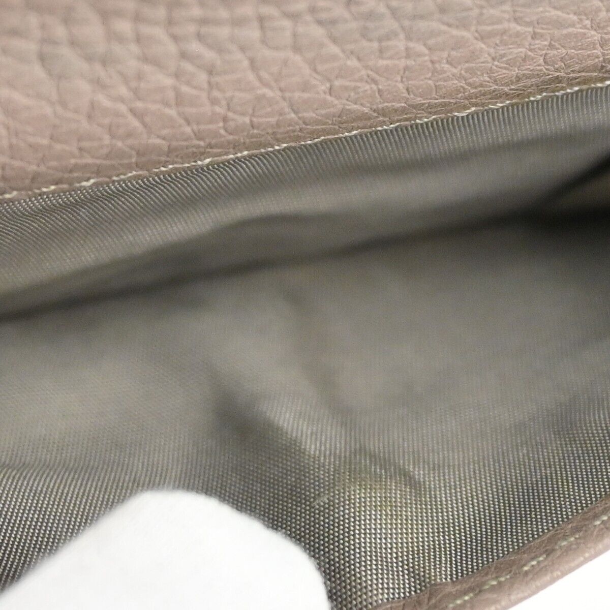 VALENTINO GARAVANI Bifold  Wallet Purse Rockstud Leather Beige Italy 69FA051