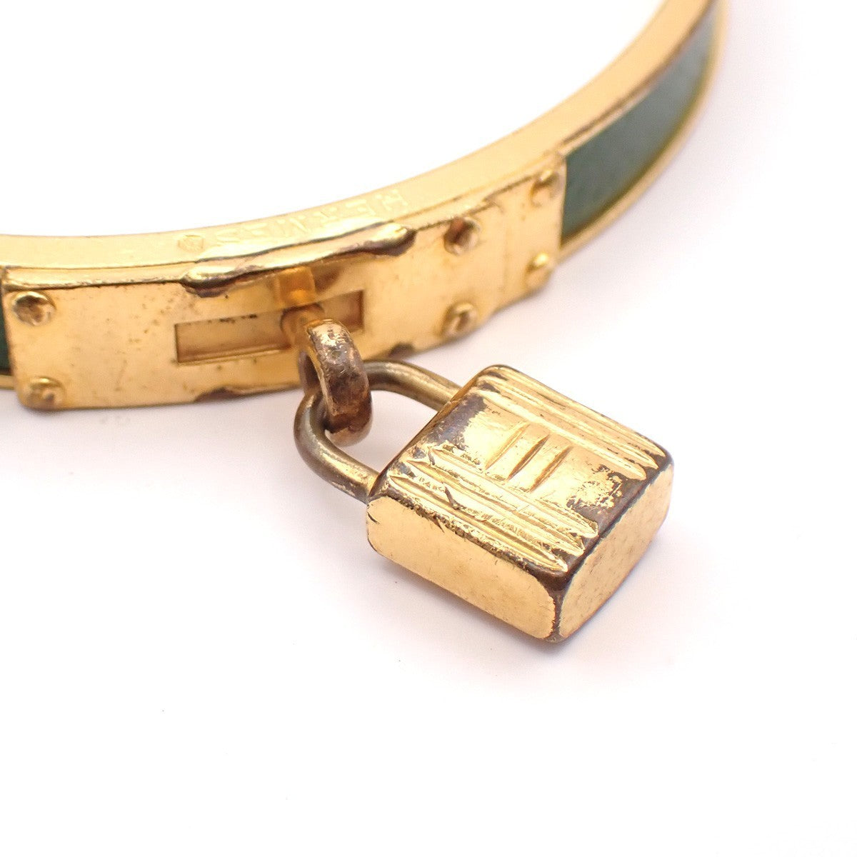 HERMES Logo Kelly Charm Bangle Bracelet Embossing Leather Green Gold 62KP350