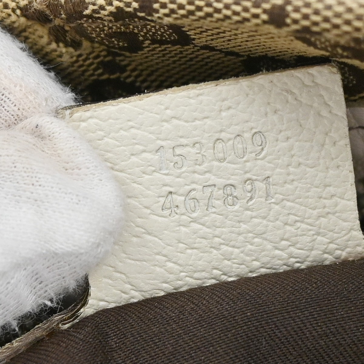 GUCCI Logo  Shoulder Bag GG  Canvas Leather Beige White GHW Italy 31CA457