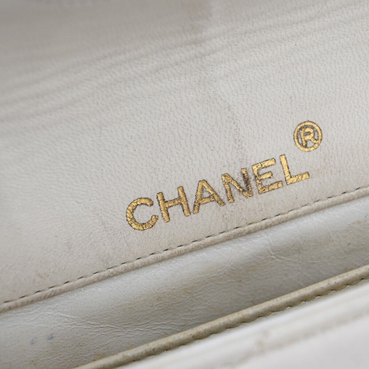 CHANEL CC Logo Matelasse Chain Shoulder Bag Leather White GHW Vintage 650RJ771