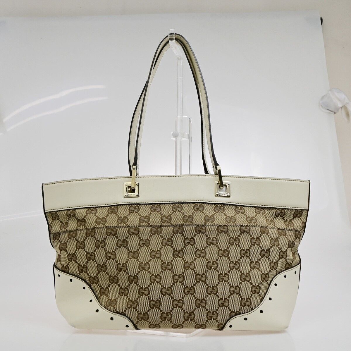 GUCCI Logo GG Pattern Shoulder Bag Canvas Leather Brown White GHW 76EE101