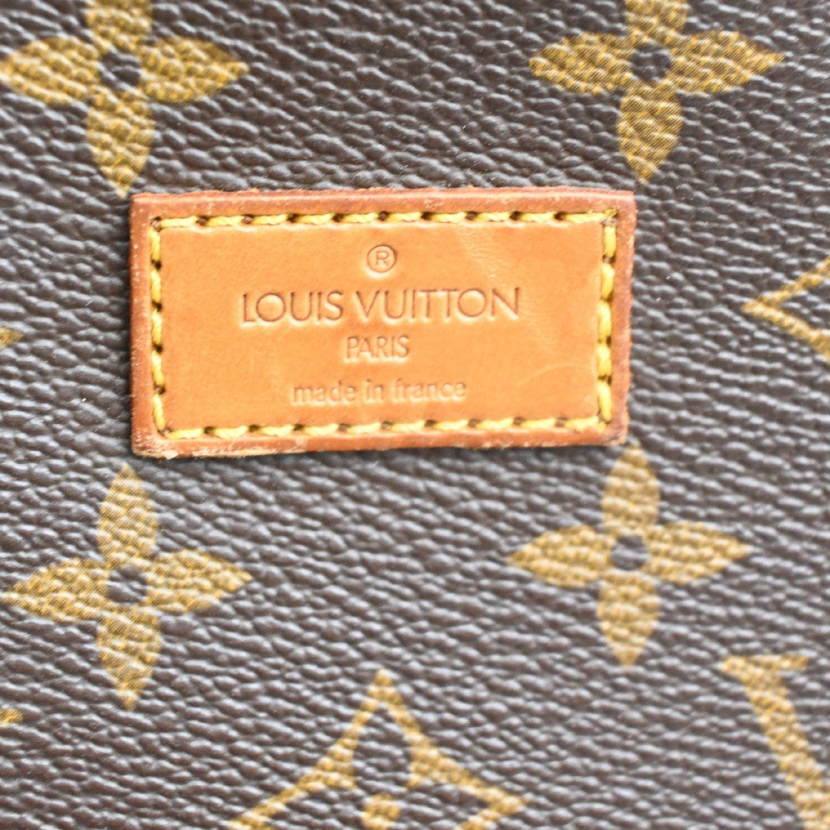 LOUIS VUITTON Logo Saumur 30 Shoulder Bag Monogram Leather BN M42256 61CA940