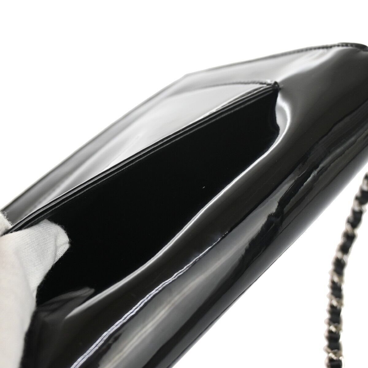 CHANEL CC Logo Mini Chain Wallet Shoulder Bag Patent Leather Black SHW 683RH866