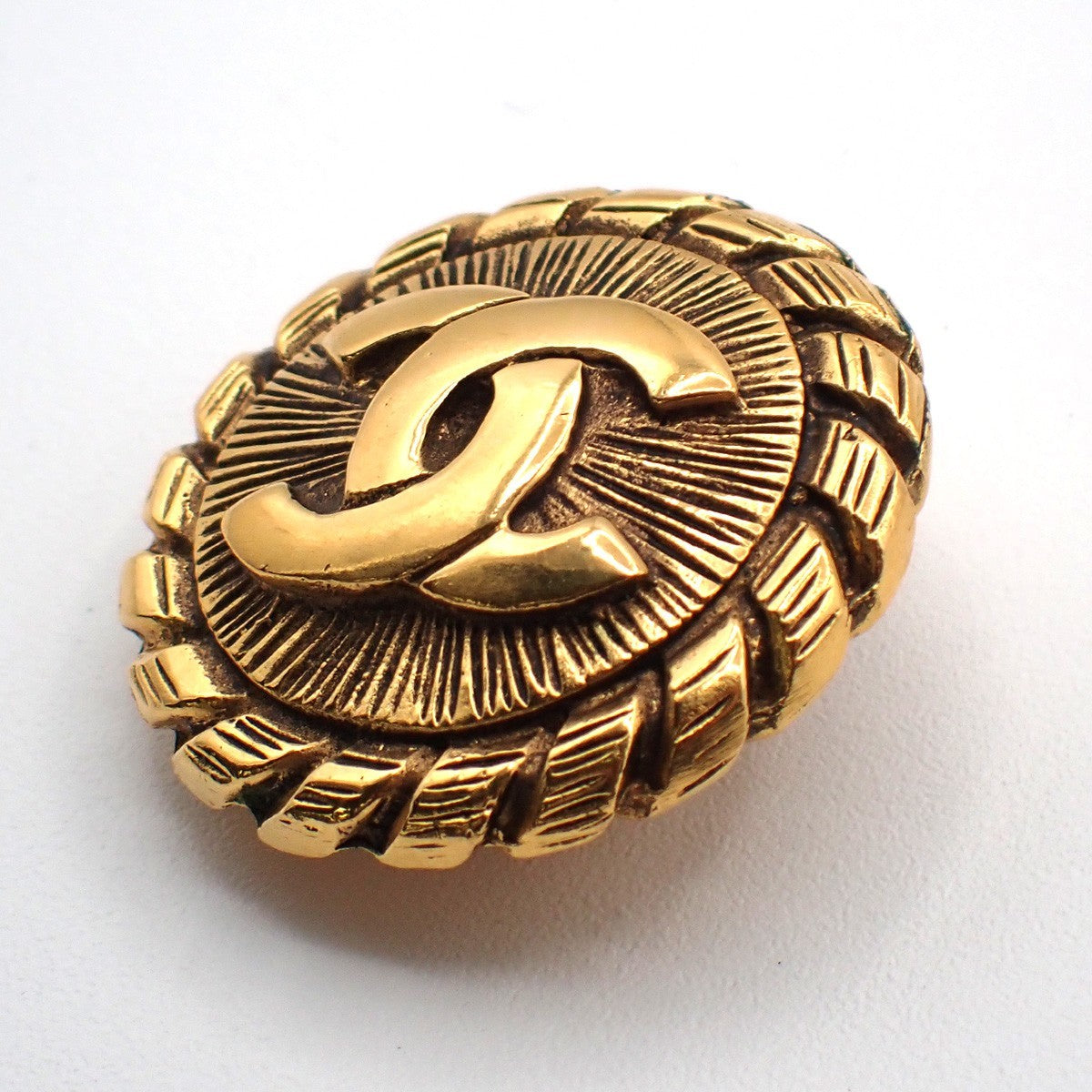 CHANEL CC Logo Round Button Earrings Clip-On Gold GHW France 80RL806