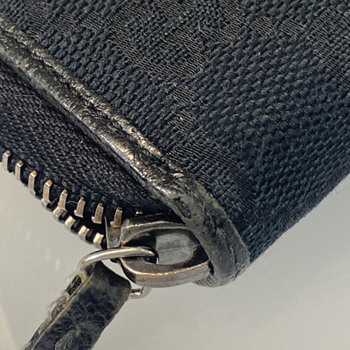 GUCCI Logo GG Pattern Long Zip Aroung Wallet Purse Canvas Leather Black 62YH231