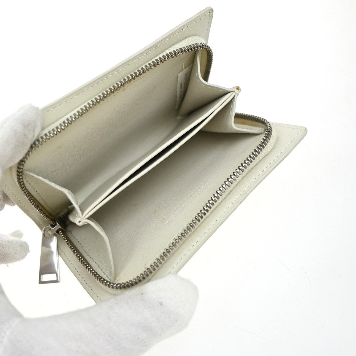 BOTTEGA VENETA Logo Intrecciato Compact Zipper Wallet Leather White 39EG240