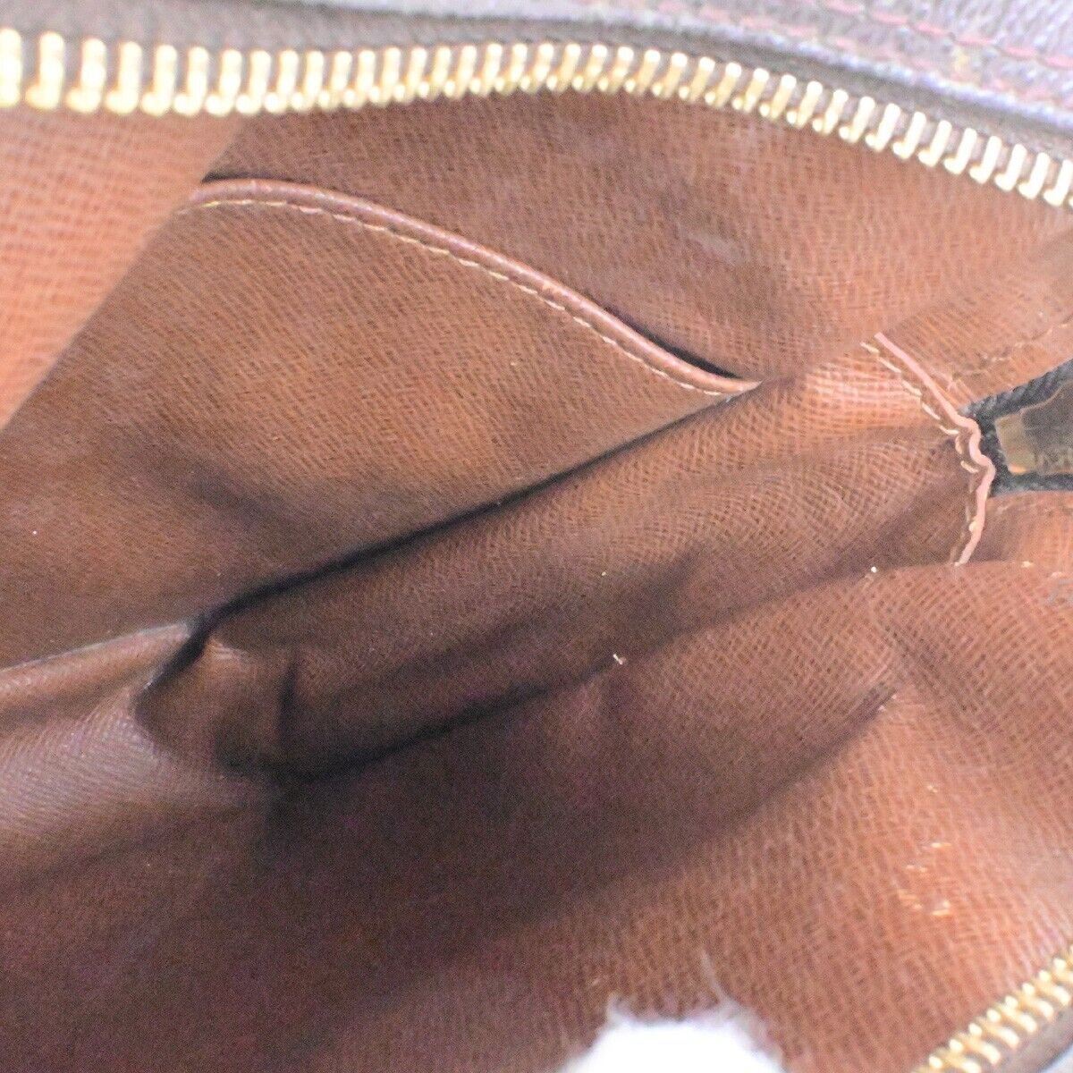 LOUIS VUITTON Amazon Crossbody Shoulder Bag Monogram Leather BN M45236 04EE045