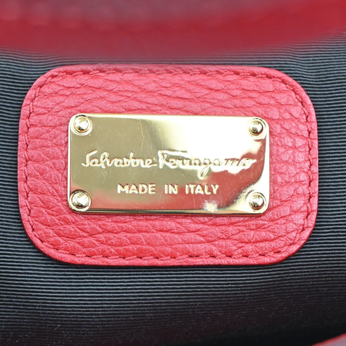 Salvatore Ferragamo Double Gancini Tote Hand bag Leather Red GHW Italy 67RL658