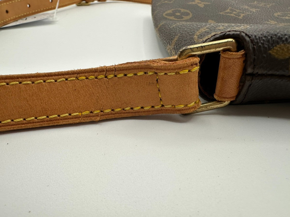 LOUIS VUITTON Musette Salsa Short Shoulder Bag Monogram BN Spain M51258 86CA758