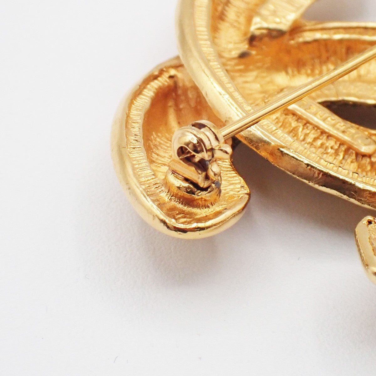 CHANEL CC Logo Matelasse Pin Brooch Gold GHW Accessory 84RL963
