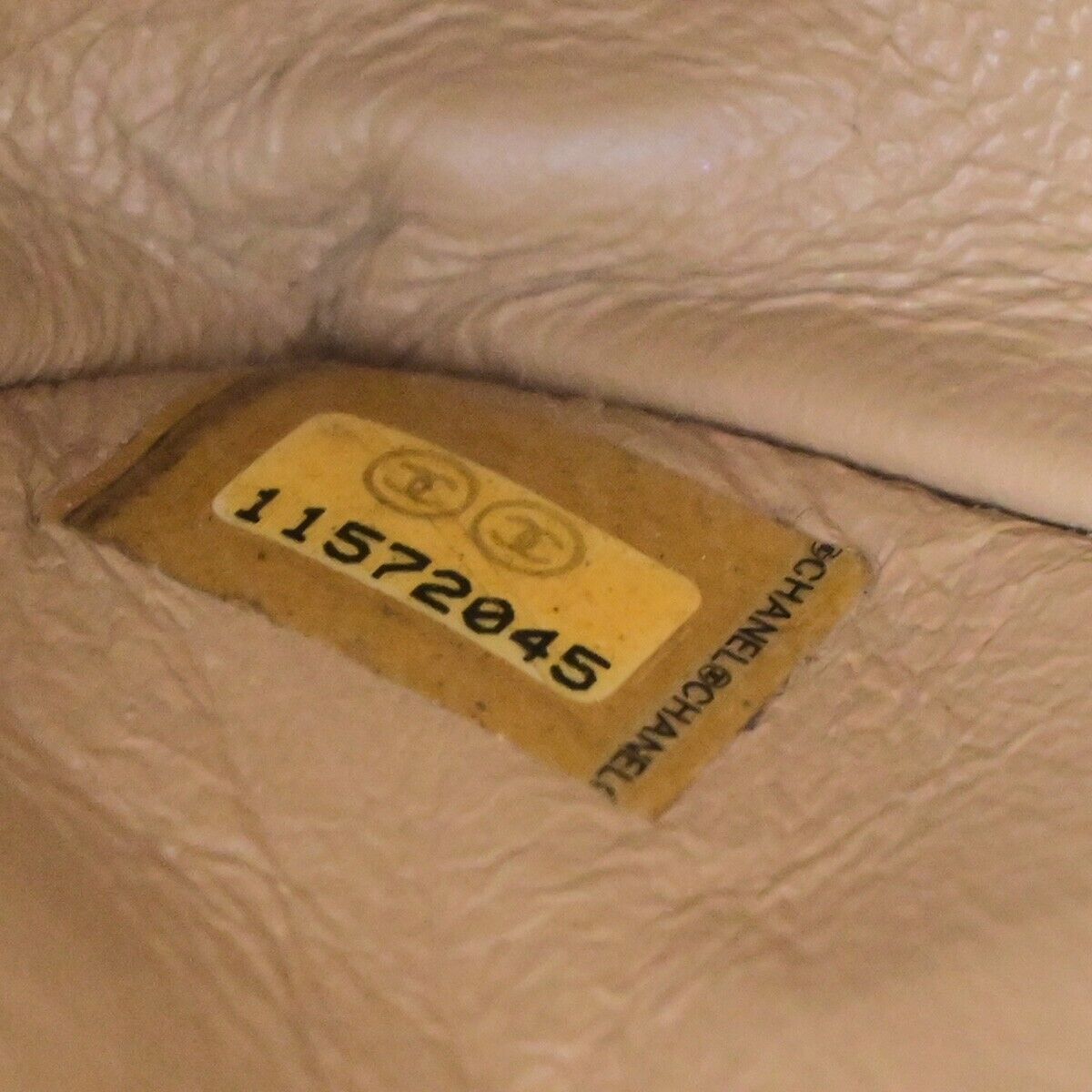 CHANEL CC Matelasse 25 Double Flap Chain Shoulder Bag Leather Beige GHW 310RK685