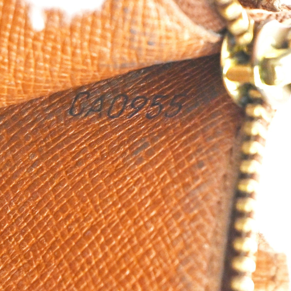 LOUIS VUITTON Porte Monnaie Credit Long Bifold Wallet Monogram BN M61725 02KD075