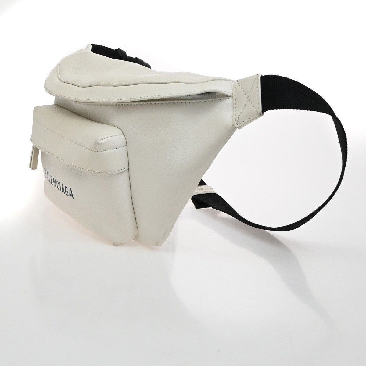 BALENCIAGA Logo Everyday Shoulder Body Bag Leather White SHW Italy 87YH645