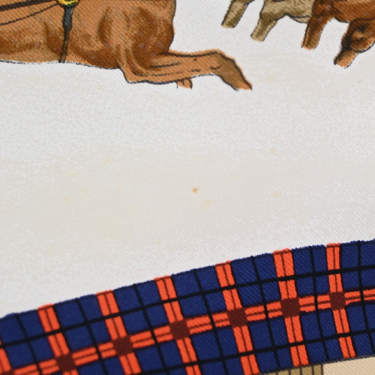 HERMES XL Carre l'Hiver en Poste Ledoux Scarf 100% Silk Red White 63RL907