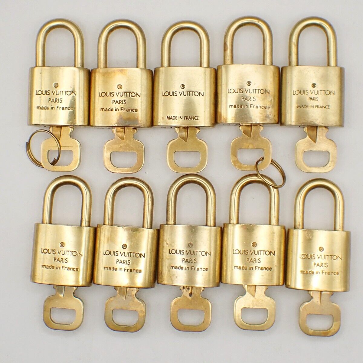 LOUIS VUITTON LV 10 Set  Padlock Key Bag Charm Cadena Gold Plated France 31YF664