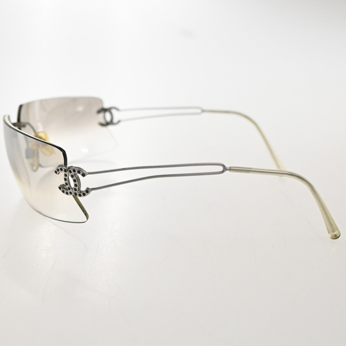 CHANEL CC Logo Rhine Stone Sunglasses Eye Were Plastic Metal Silver 63RL856