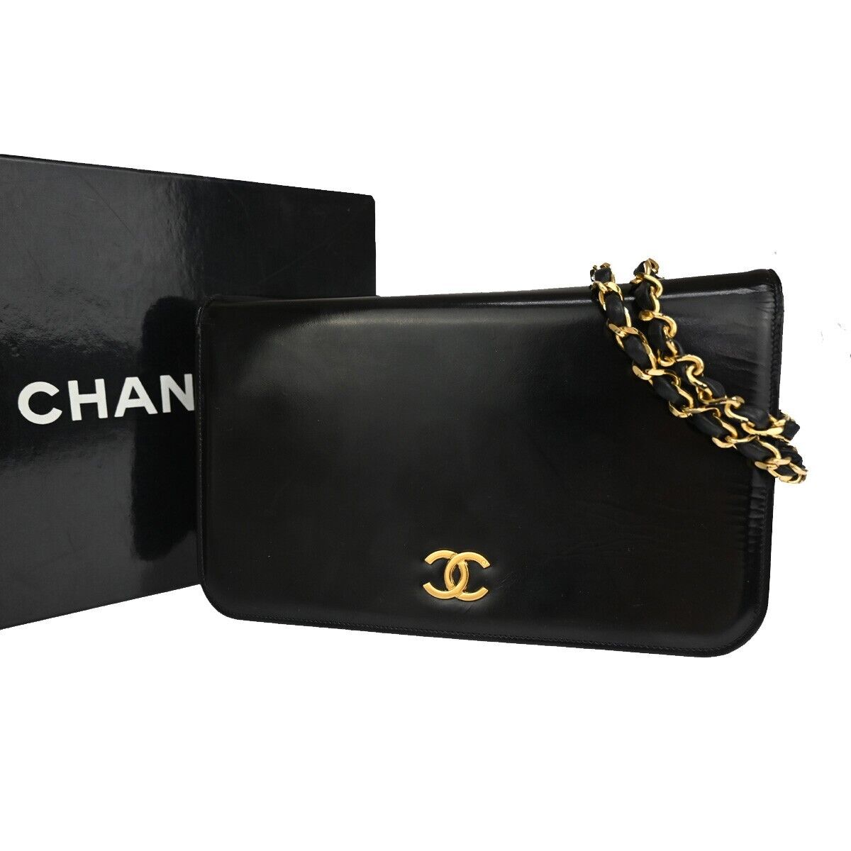 CHANEL CC Lgoo Chain Shoulder Bag patent Leather Black GHW 52YD947
