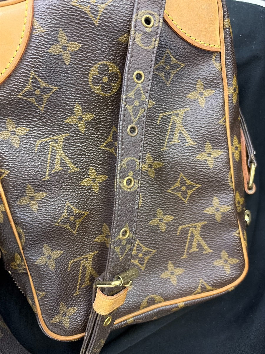 LOUIS VUITTON Amazon Crossbody Shoulder Bag Monogram Leather BN M45236 80YH996
