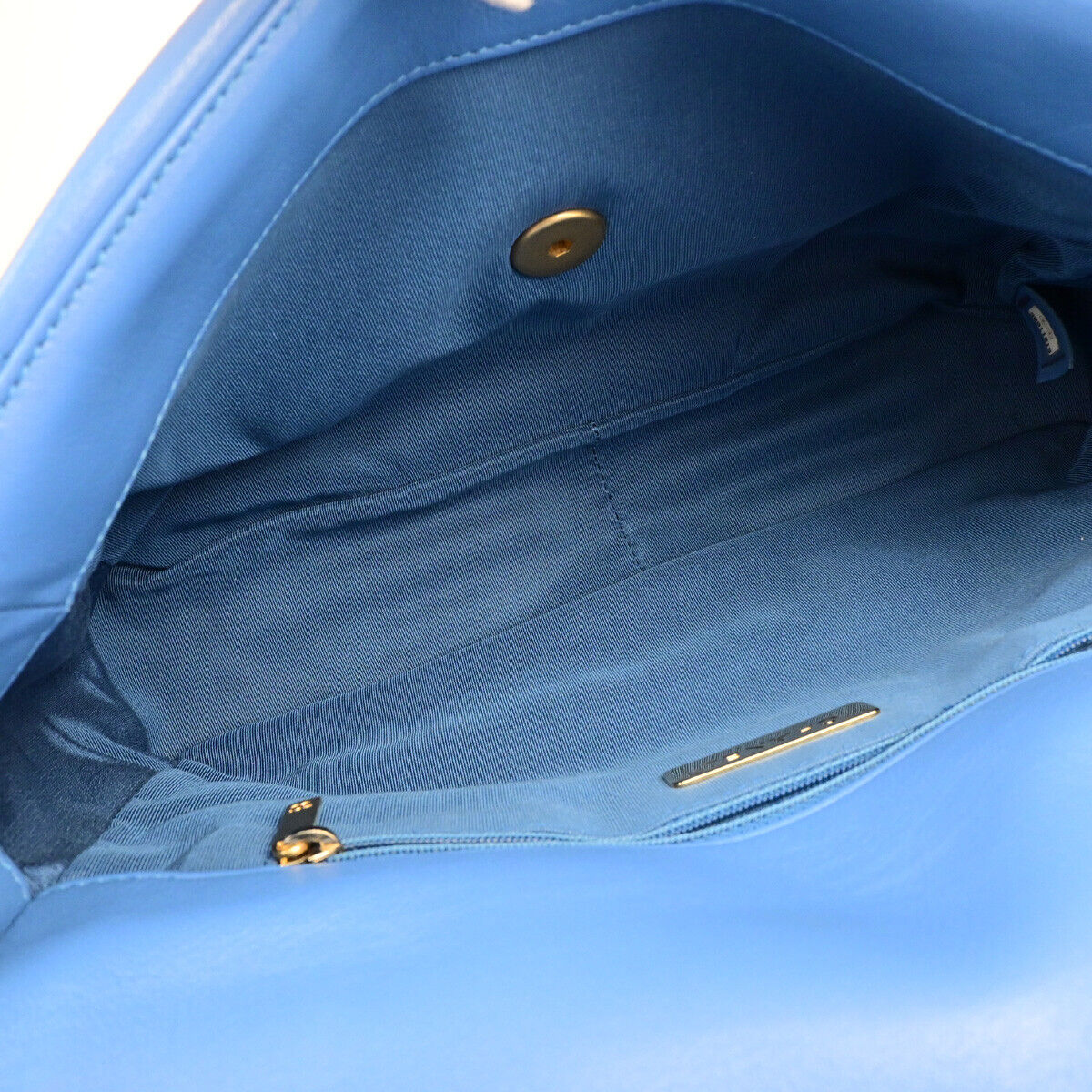 CHANEL 19 CC Logo Matelasse Chain 2Way Shoulder Hand Bag Leather BE GHW 741RK739