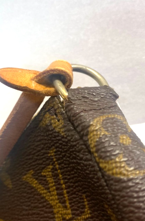 LOUIS VUITTON Pochette Accessoires Hand Bag Monogram Leather BN M51980 18ZA268