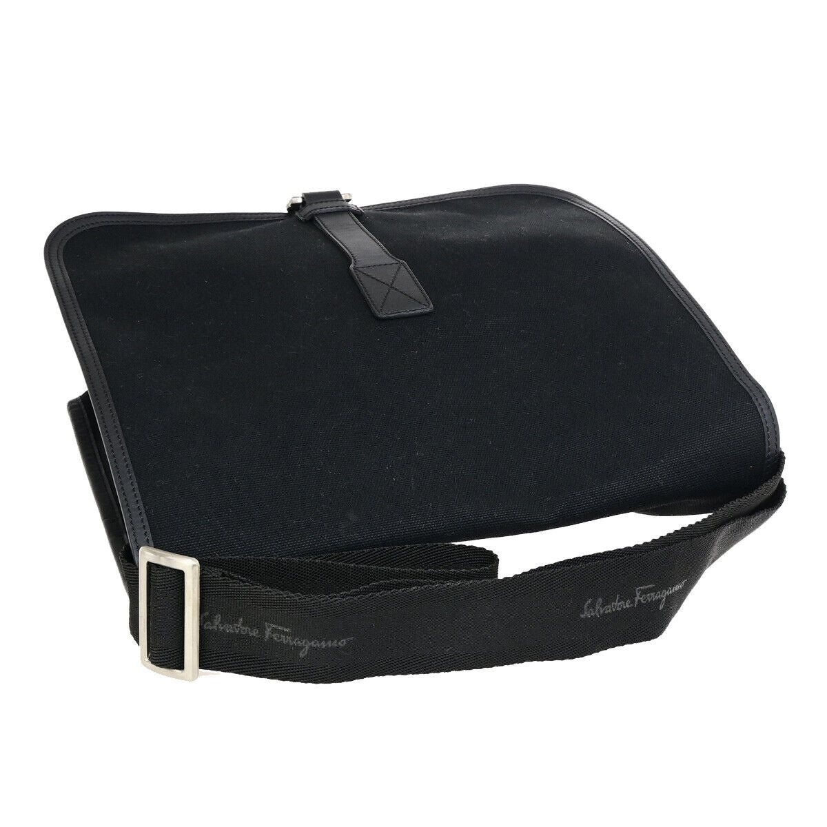 SALVATORE FERRAGAMO Logo Gancini Shoulder Bag Canavs Leather Black SHW 66YG645