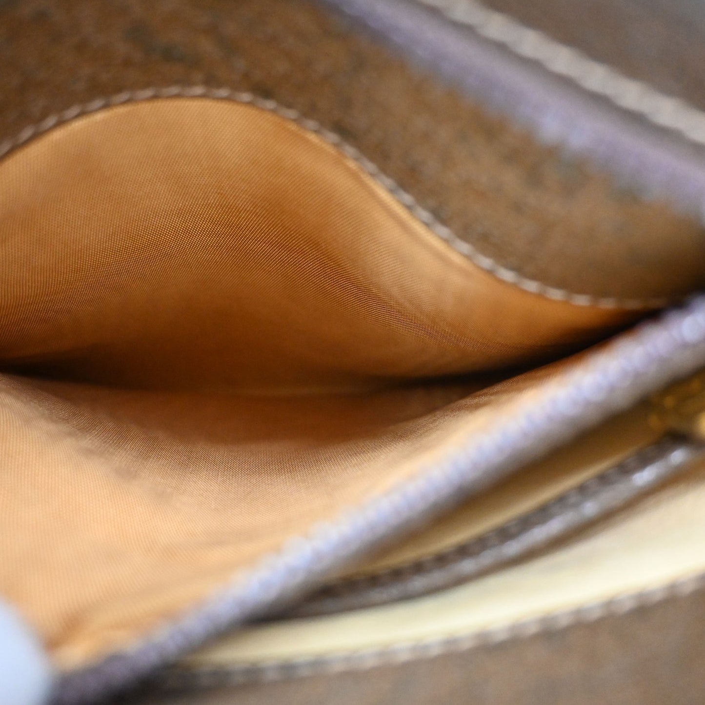 GUCCI Logo Shoulder Hand Bag Turn Lock Leather Brown GHW Italy 35KD066