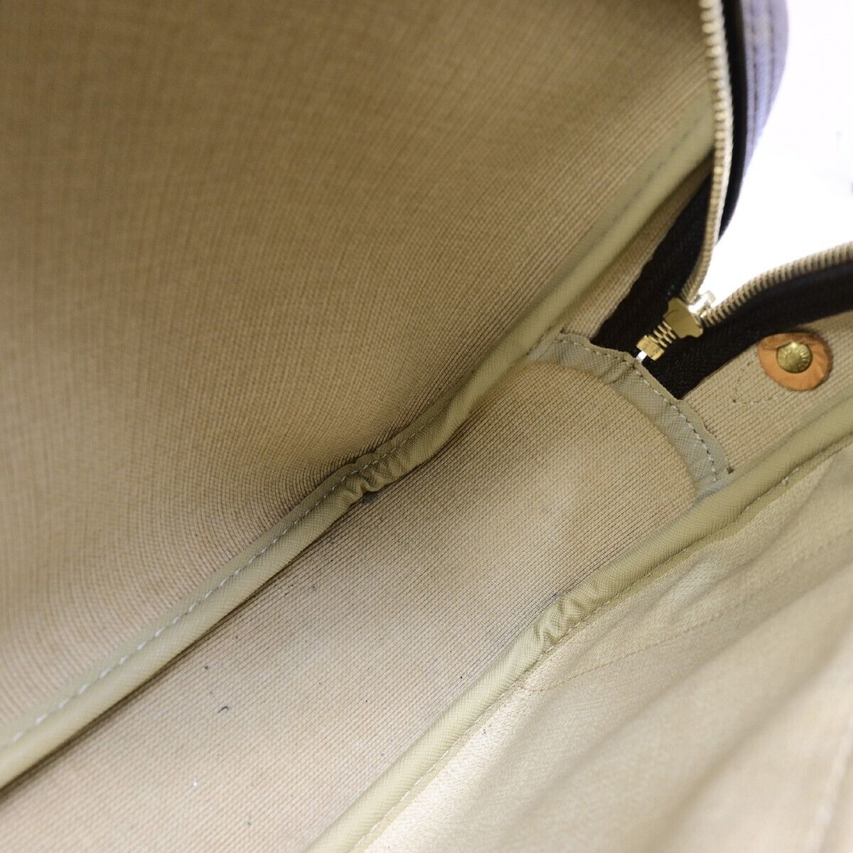 LOUIS VUITTON Reporter PM Crossbody Shoulder Bag Monogram Leather M45254 62FA874