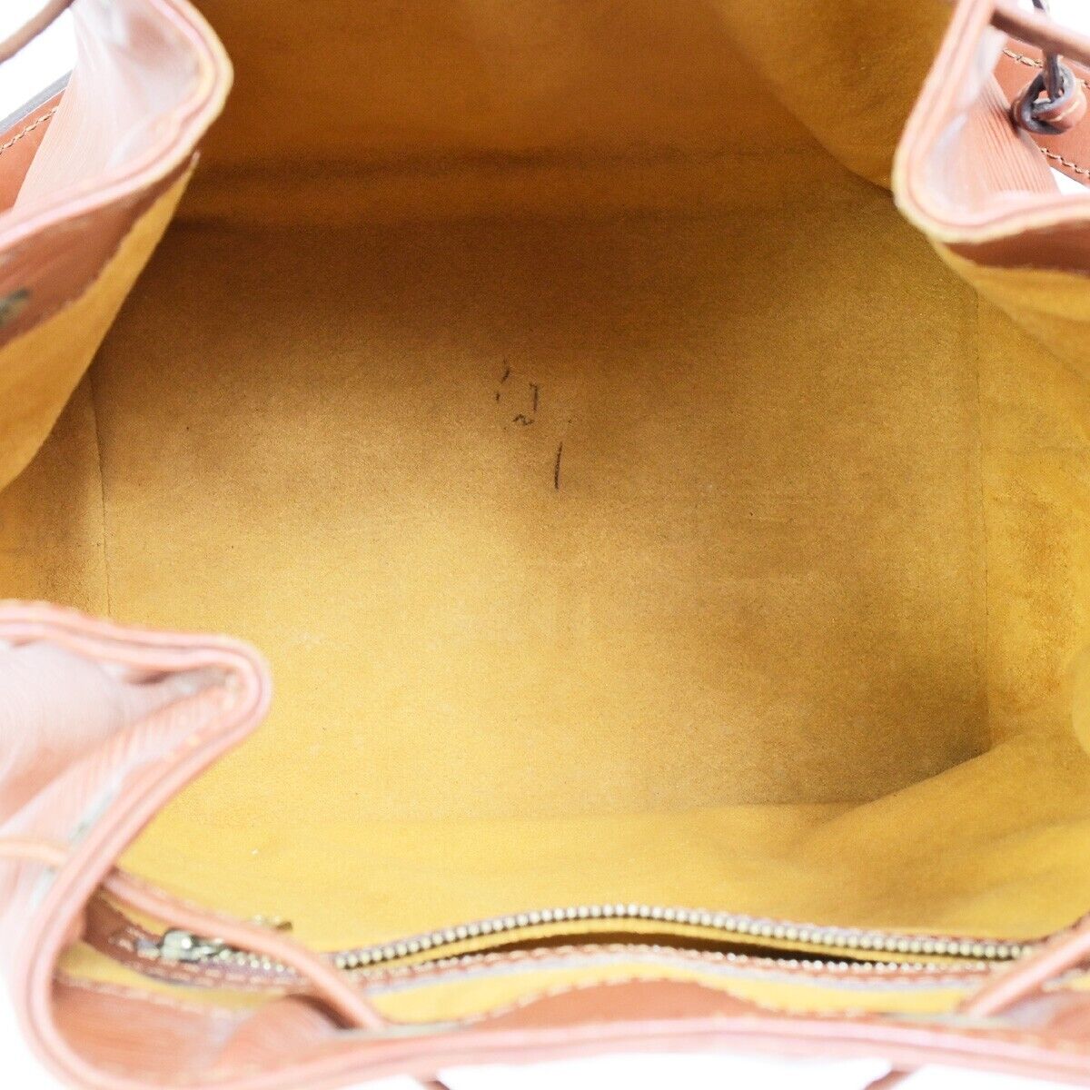 LOUIS VUITTON Petit Noe Drawstring Shoulder Bag Epi Leather Brown M44103 32EB758