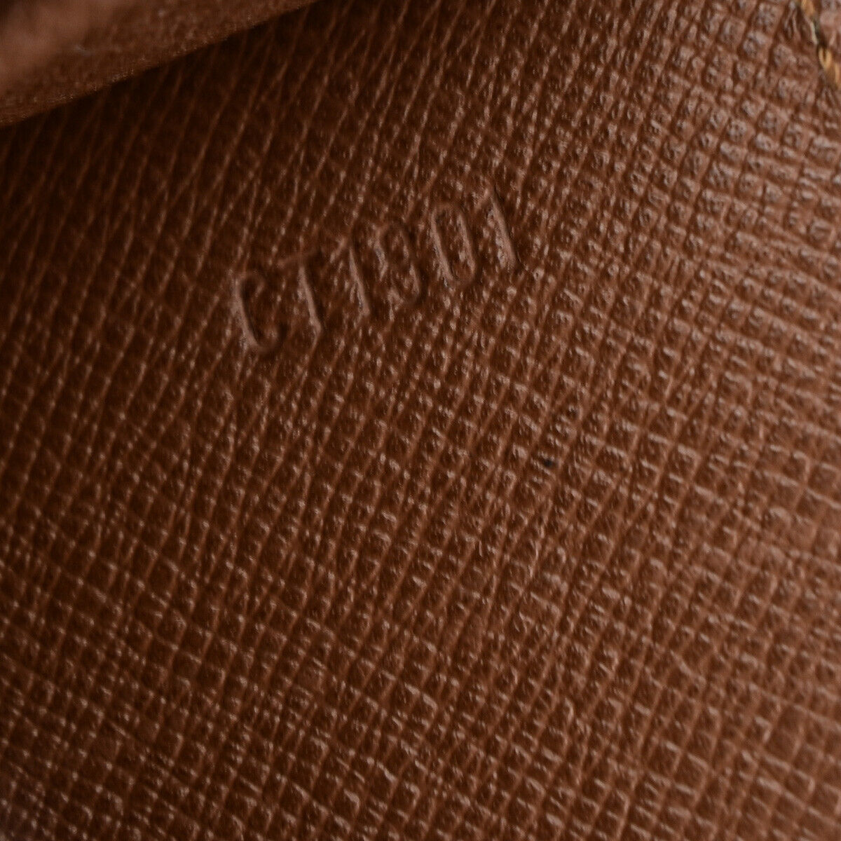 LOUIS VUITTON Serviette Conseiller Hand Bag Monogram Leather BN M53331 62YF123