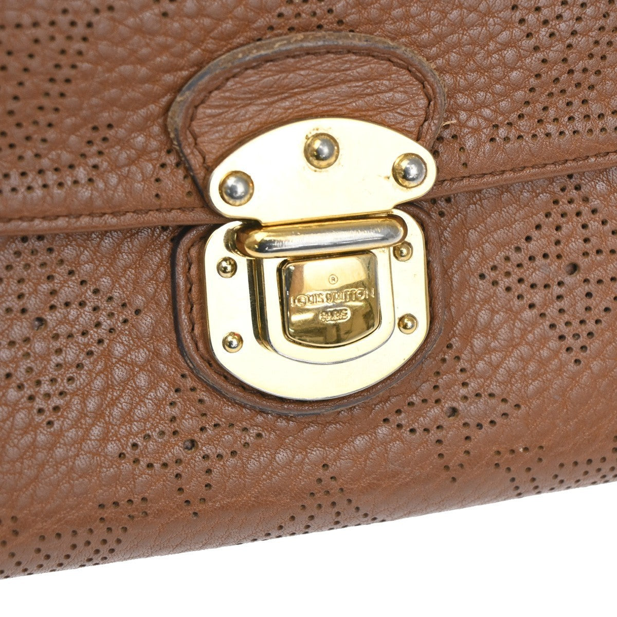 LOUIS VUITTON  Amelial Wallet Monogram Mahina Leather BN M58157 69TA434
