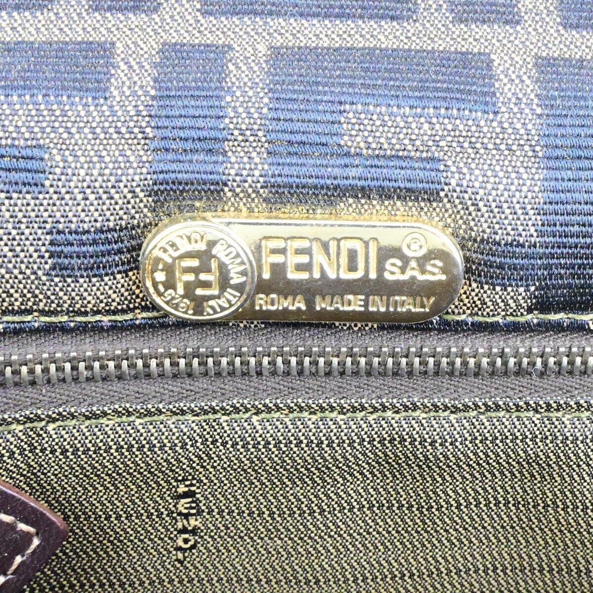 FENDI Logo Zucca Pattern Shoulder Bag Canvas Leather Brown GHW Italy 79ED281