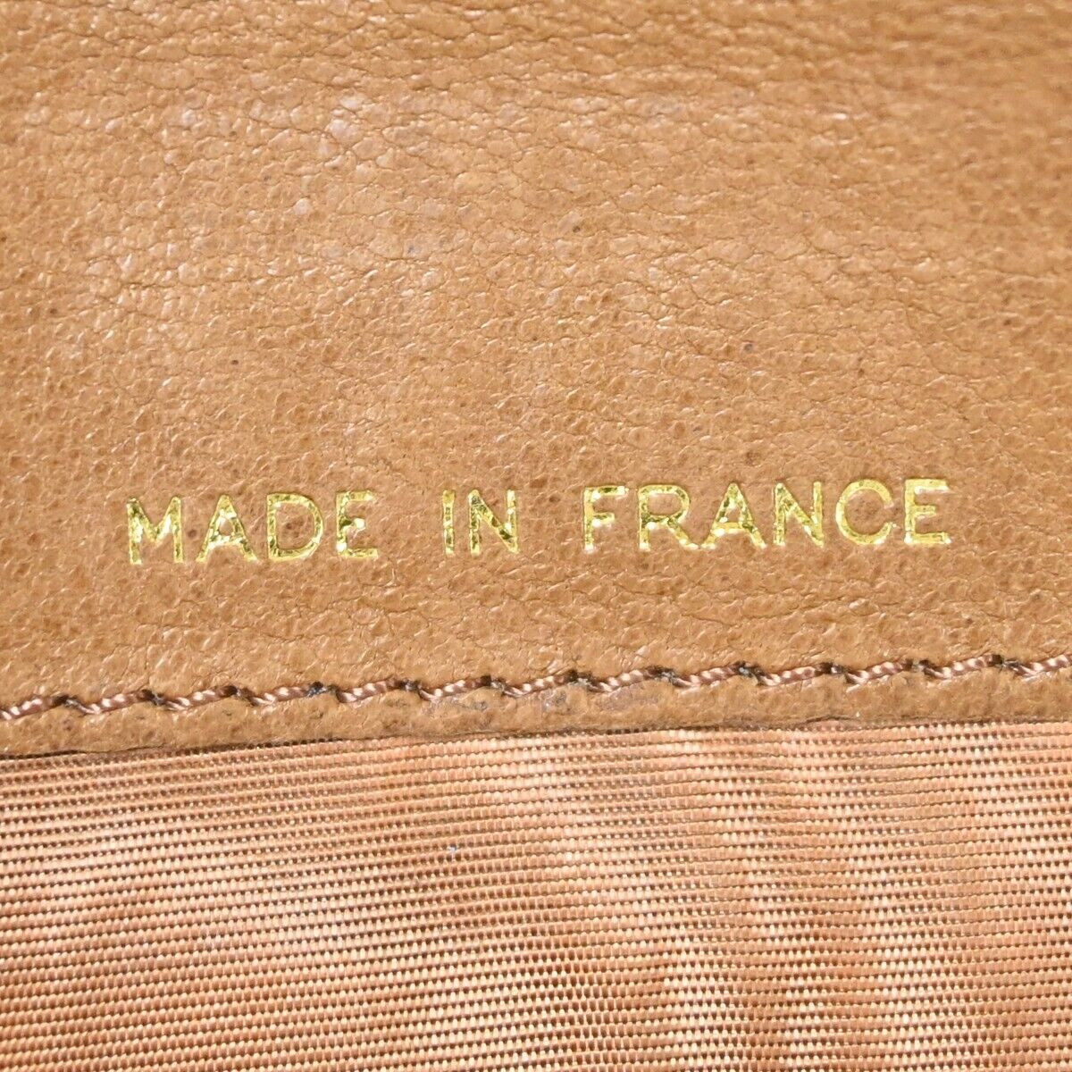 CHANEL CC Logo Bifold Wallet Purse Caviar Skin Leather Brown GHW France 02HB222
