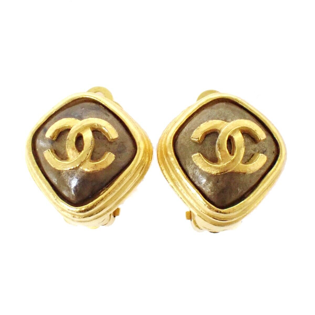 CHANEL CC Logo Button Earrings Clip-On 97A GHW France Vintage Accessory 83RH863
