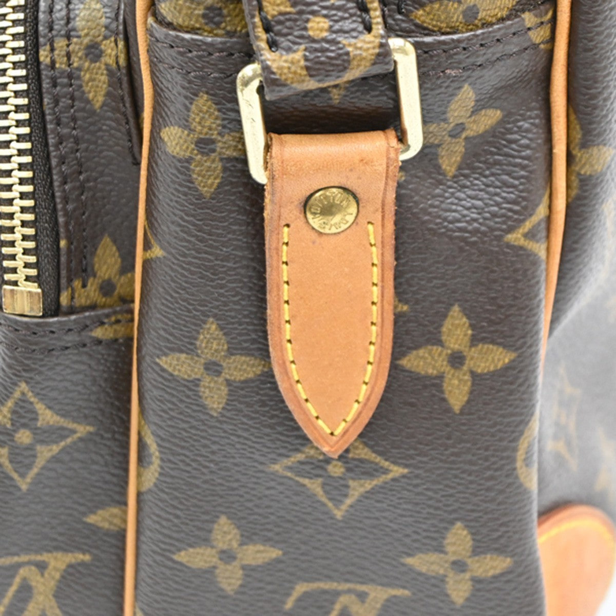 LOUIS VUITTON Nile Crossbody Shoulder Bag Monogram Leather Brown M45244 98KB813