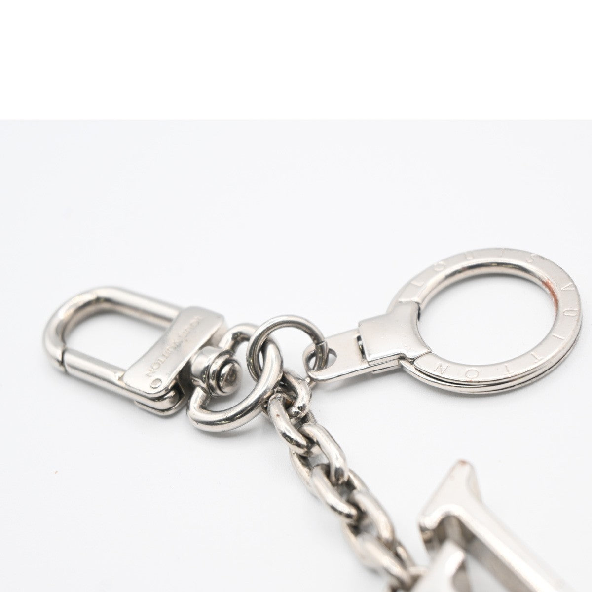 LOUIS VUITTON LV Porte Cles Initiales LV Charm Key Ring Silver M65071 67MA374