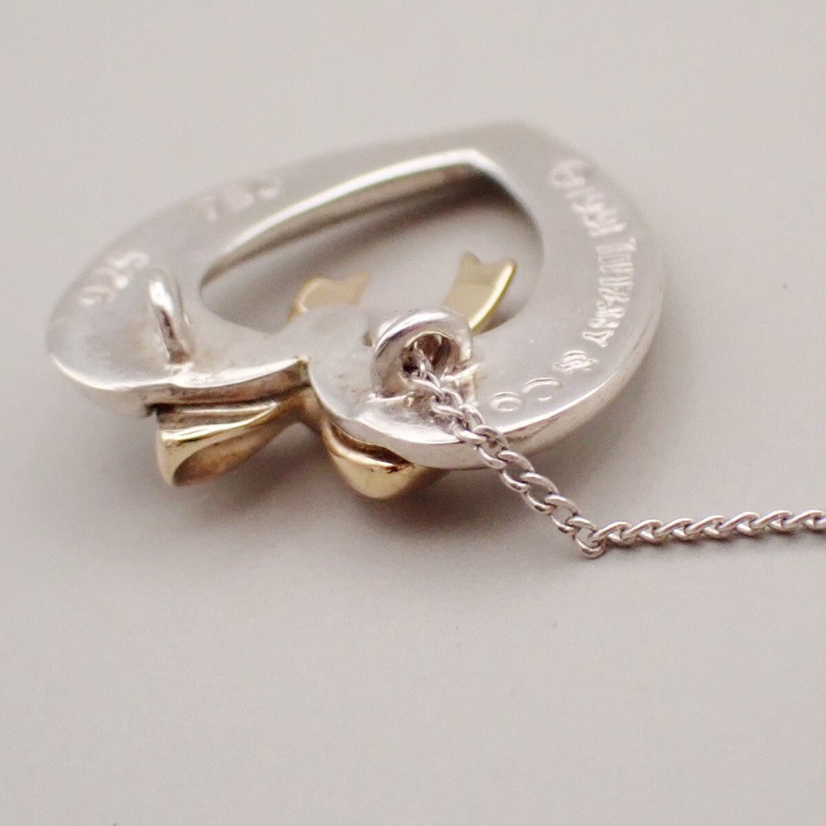 Tiffany & Co. Logo Heart Ribbon Chain Necklace 750 925 Silver Gold 63YH237