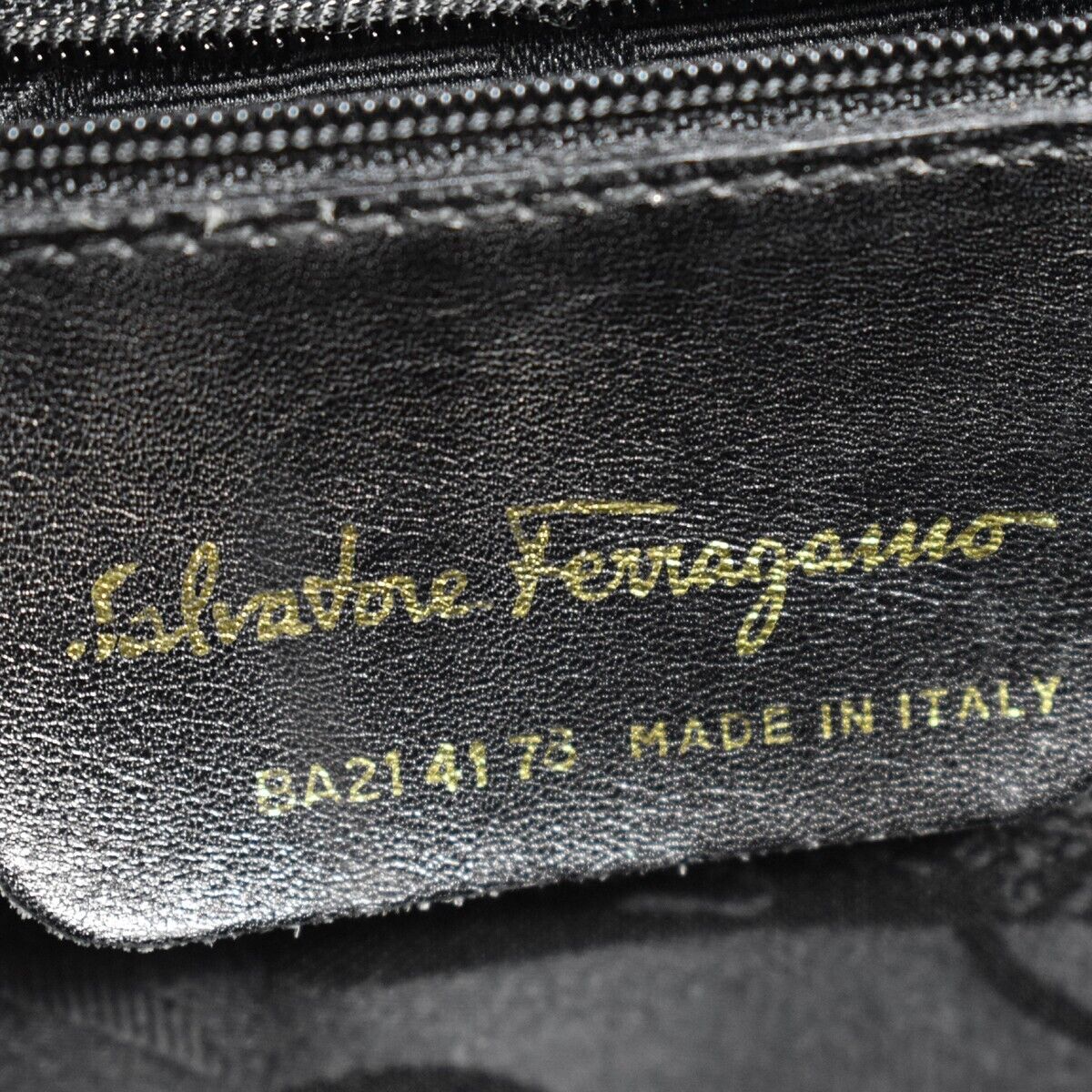 SALVATORE FERRAGAMO Vara Hand Bag Suede Leather Navy Blue Gold Italy 69EA061