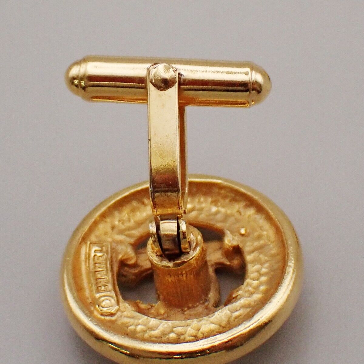 CHANEL CC Logo Round Cufflinks Gold-Plated GHW Accessory 62RL074