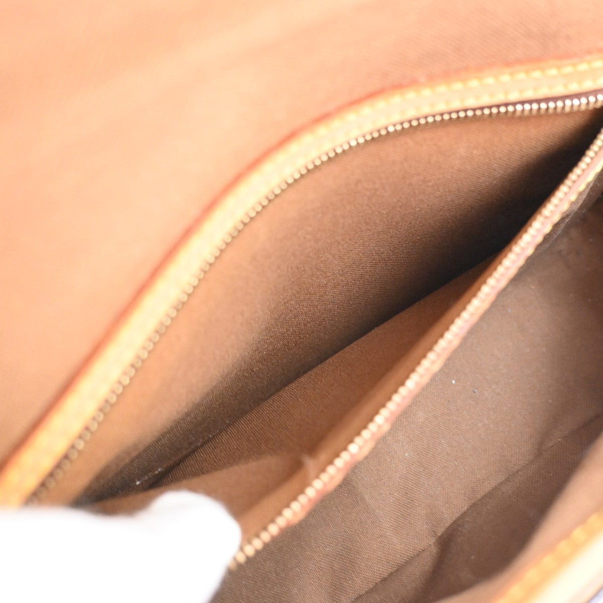 LOUIS VUITTON Sologne Shoulder Bag Monogram Leather Brown France M42250 93YJ062