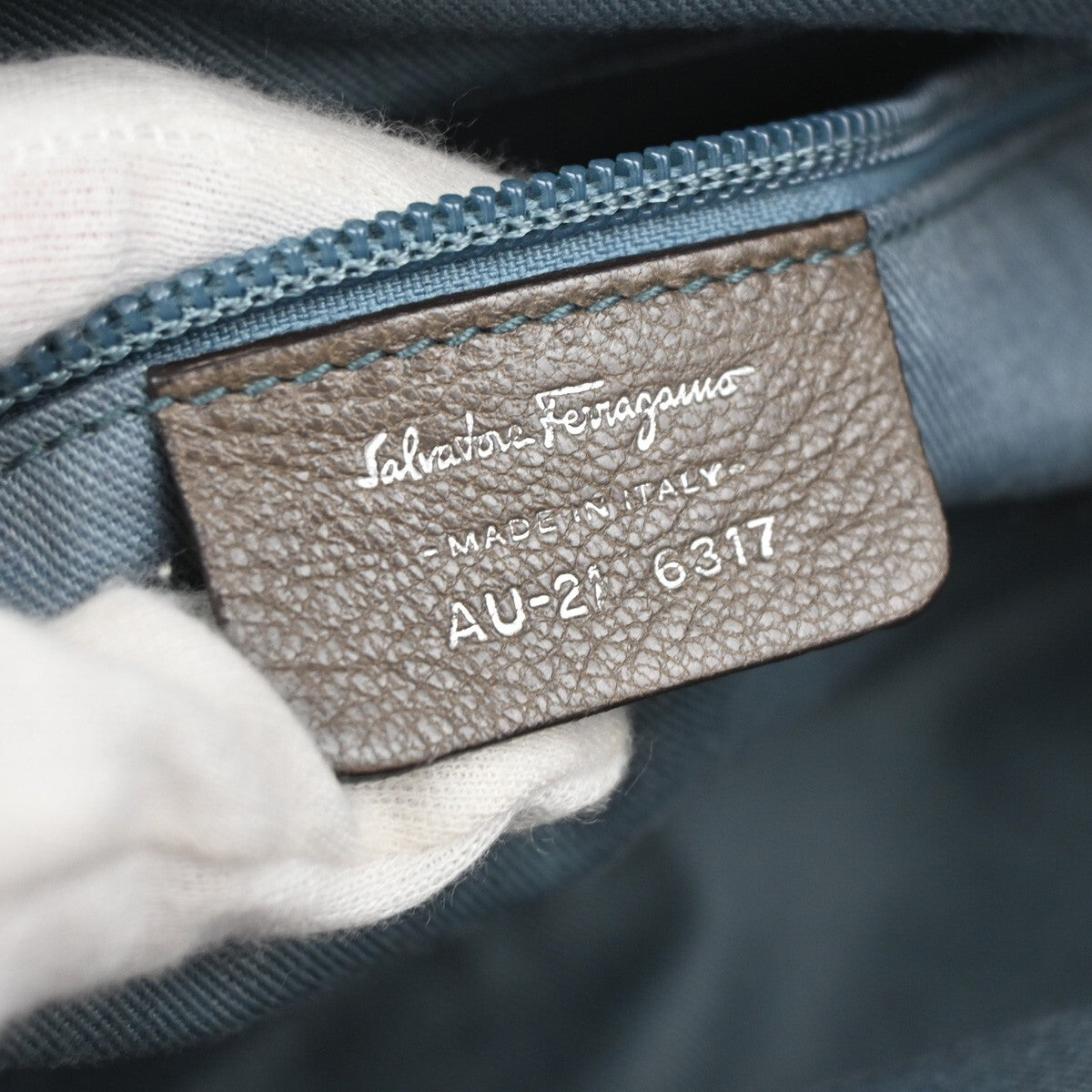 SALVATORE FERRAGAMO Logo Marisa Gancini Shoulder Bag Leather Gray Italy 69FB813
