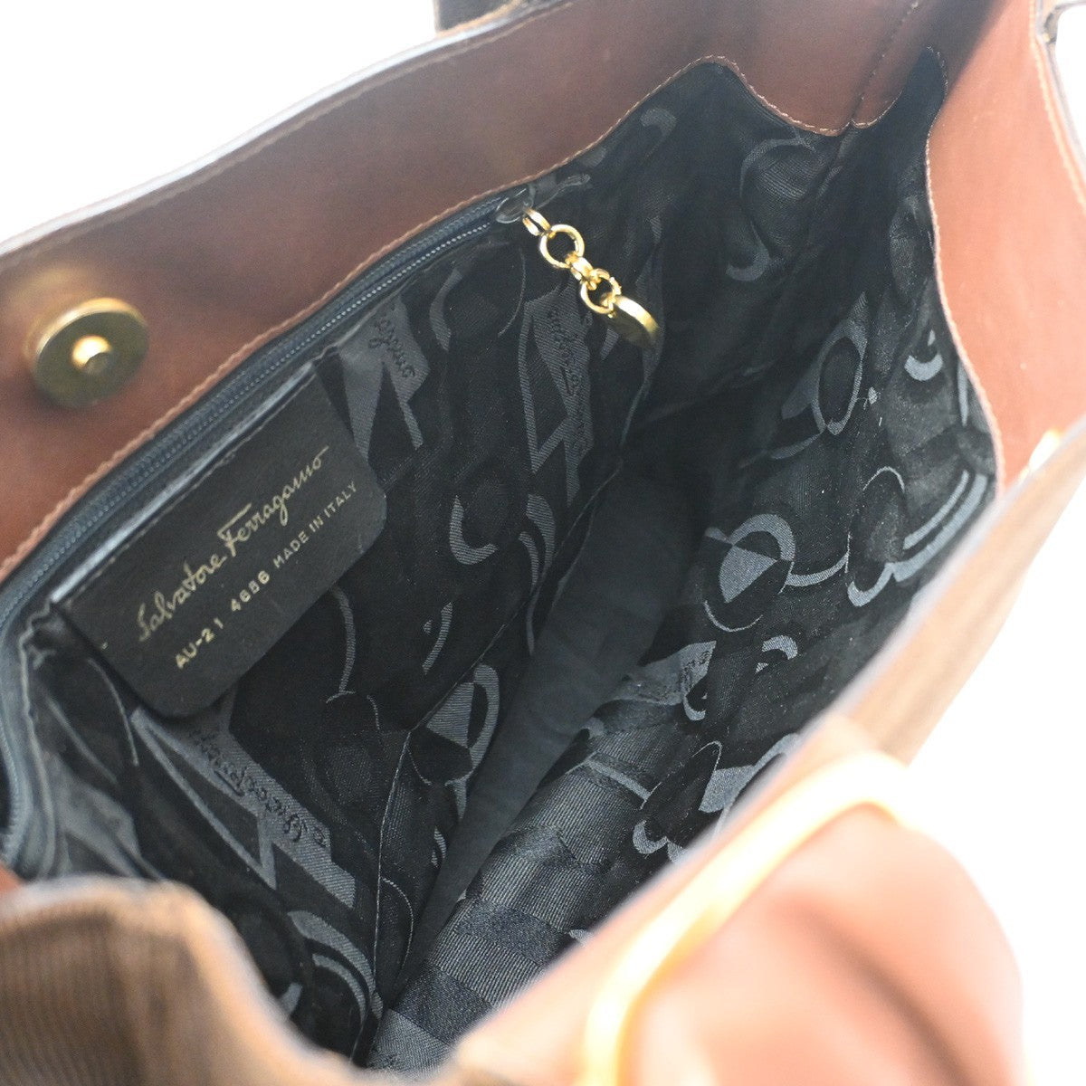 SALVATORE FERRAGAMO Vara Shoulder Bag Canvas Leather Brown GHW Italy 02KC523