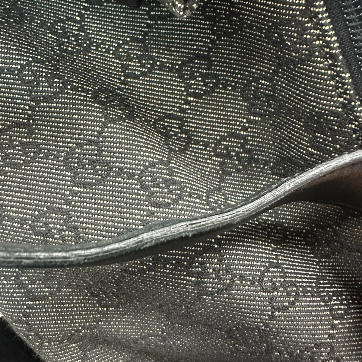 GUCCI GG  Pattern Shoulder Hand Bag Canvas Leather Black GHW Italy 35CA700