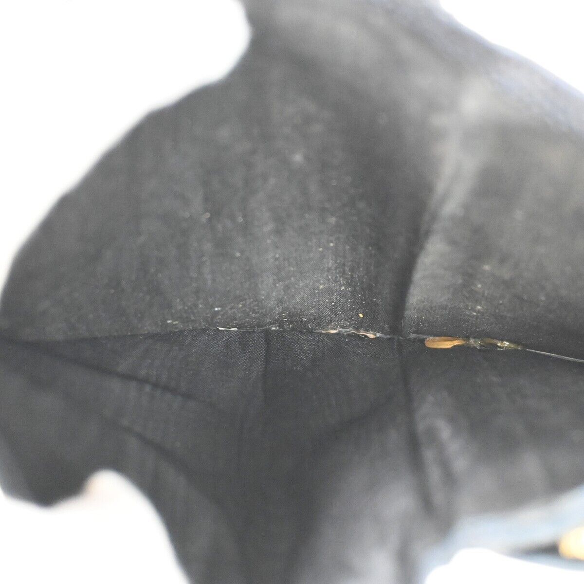 CHANEL CC Logo Long Bifold Wallet Purse Caviar Skin Leather Black GHW 04FA424