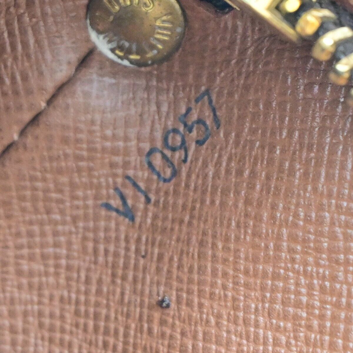 LOUIS VUITTON Logo Drouot Shoulder Bag Monogram Leather Brown GHW M51290 11EB599