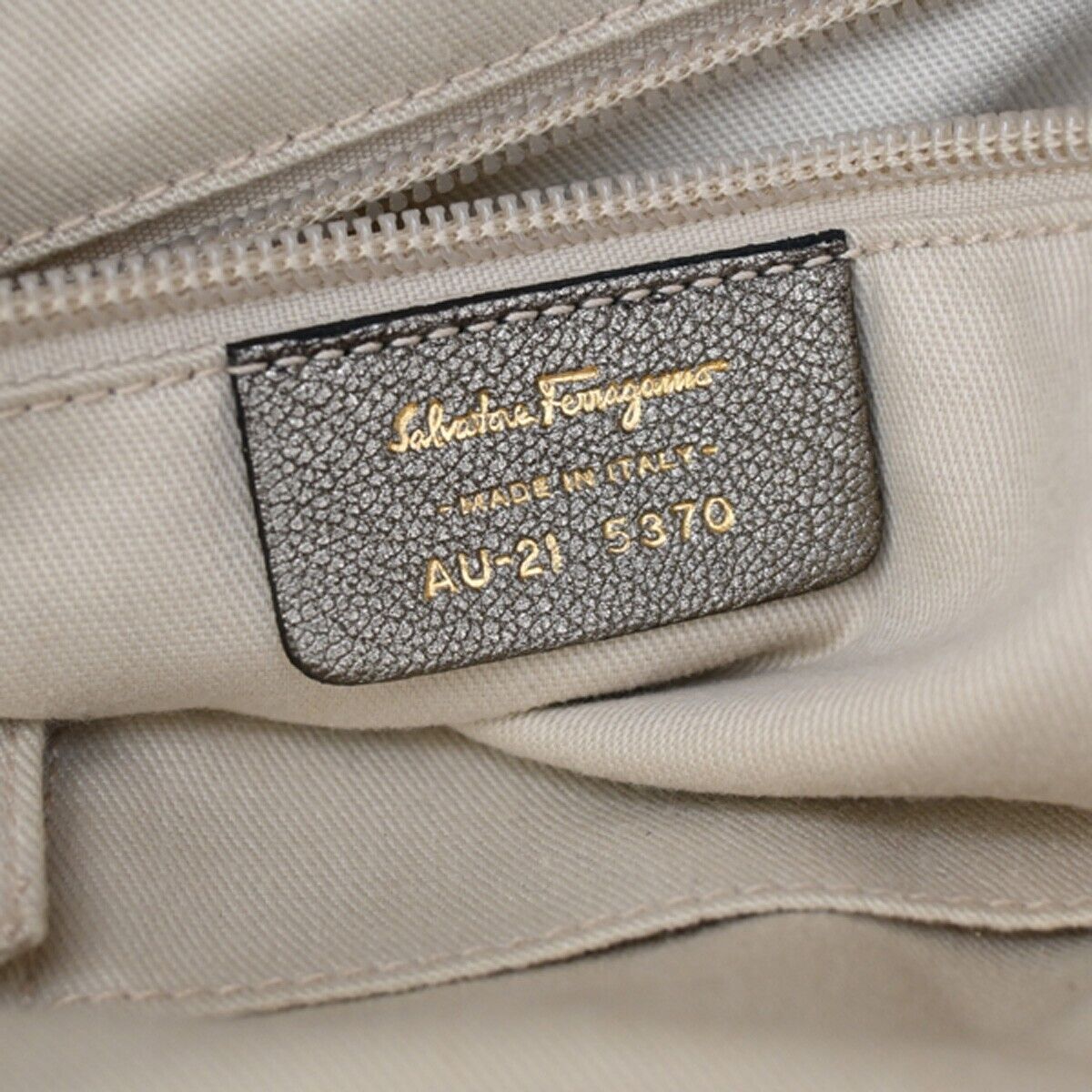 SALVATORE FERRAGAMO Logo Marisa Gancini Shoulder Bag Leather Gray Italy 69SG692