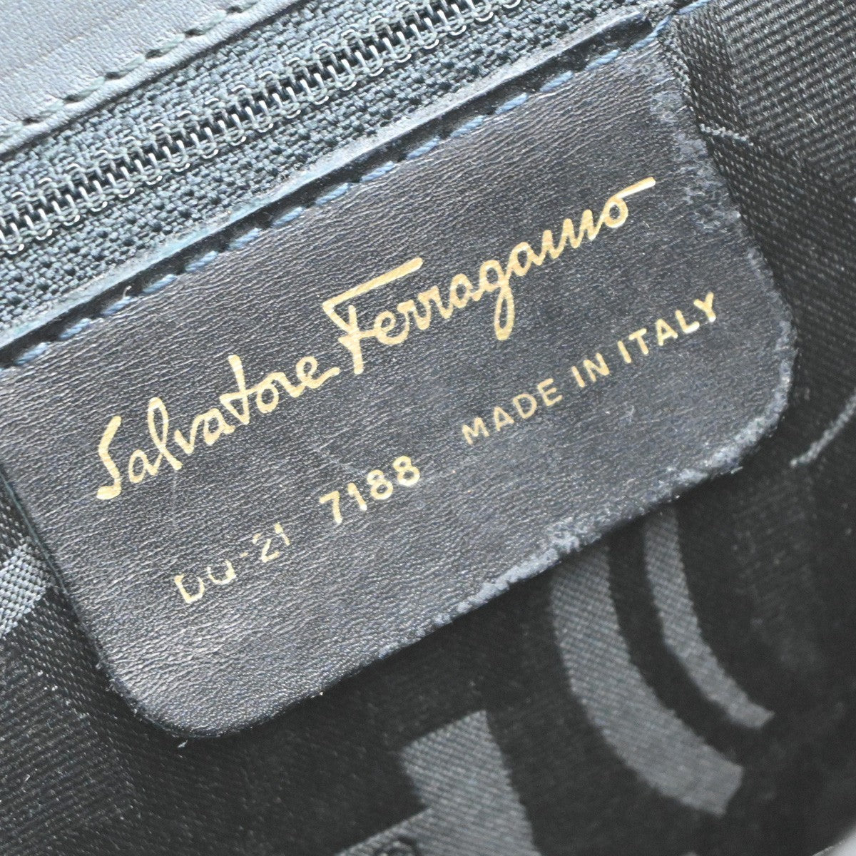 SALVATORE FERRAGAMO Logo Shoulder Bag Leather Black Italy 31RF878